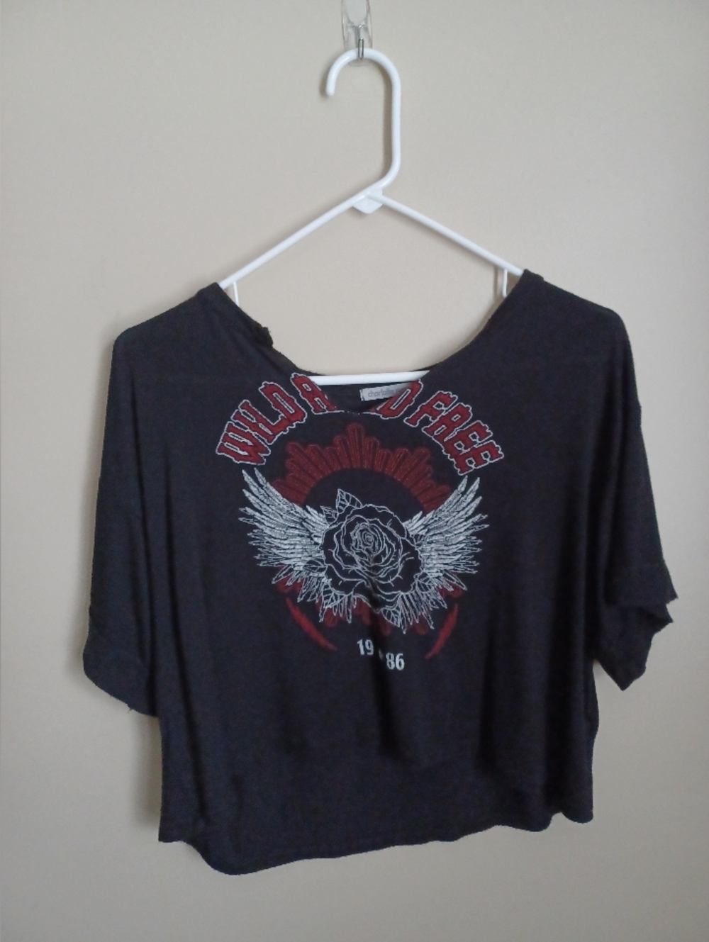 Women's Size Medium Black Rose Wild And Free 1986 Charlotte Russe Top Shirt